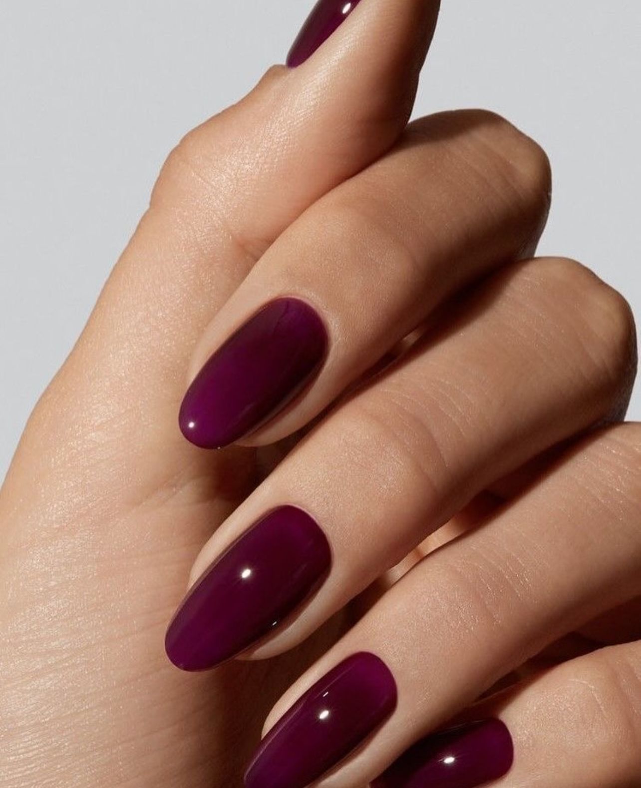Ästhetische Maniküre – Exklusives Nagelstudio TON ESPACE